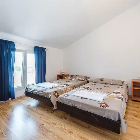 Feriehus Four-bedroom Holiday In