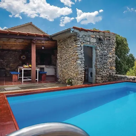 Feriehus Four-bedroom Holiday In Bilice
